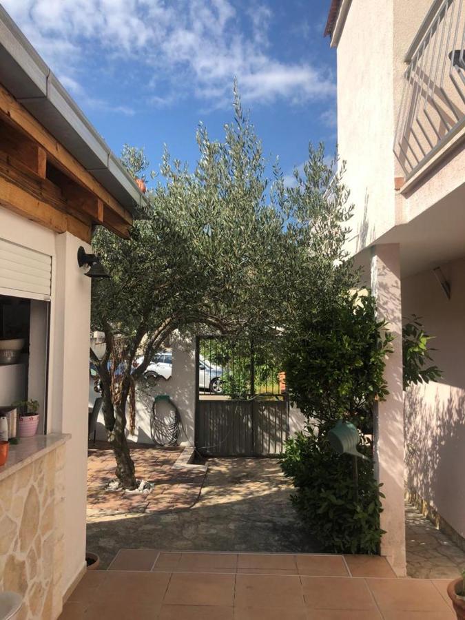 Casa Zorana-Alba Apartments Trogir Exterior photo