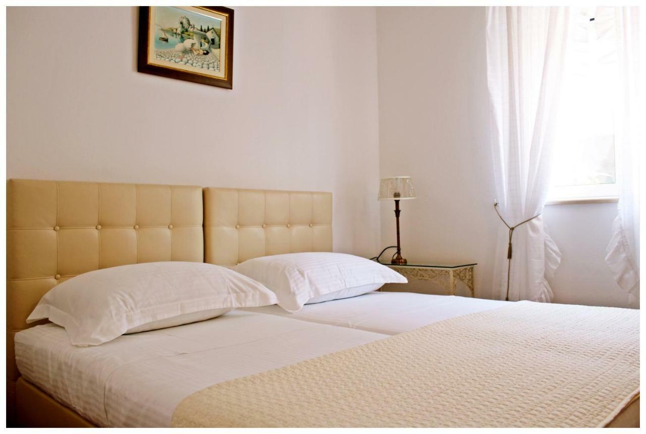 Casa Zorana-Alba Apartments Trogir Room photo